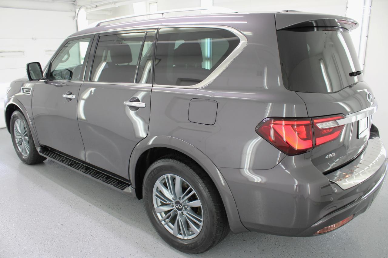 Infiniti QX80 LUXE AWD 2023