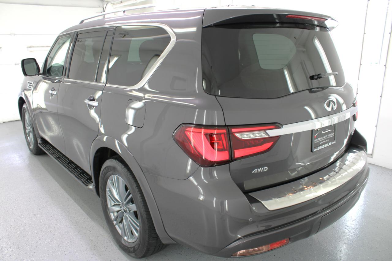 Infiniti QX80 LUXE AWD 2023