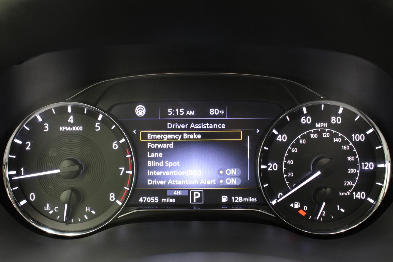 Infiniti QX80 LUXE AWD 2023
