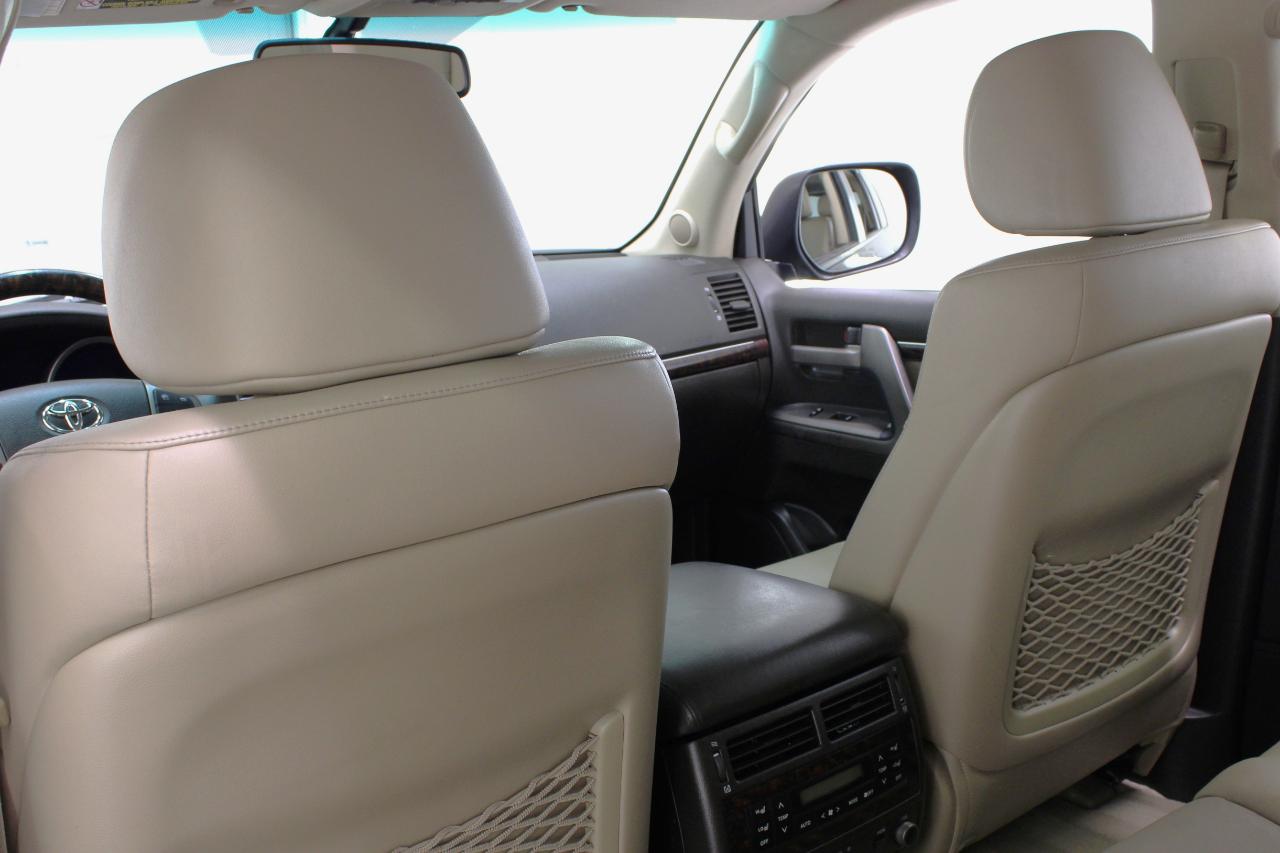Toyota Land Cruiser 4dr 4WD (Natl) 2009