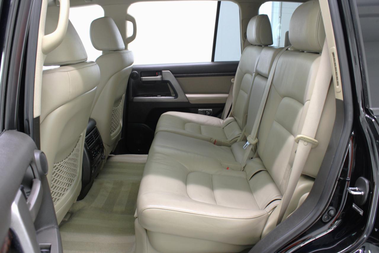 Toyota Land Cruiser 4dr 4WD (Natl) 2009