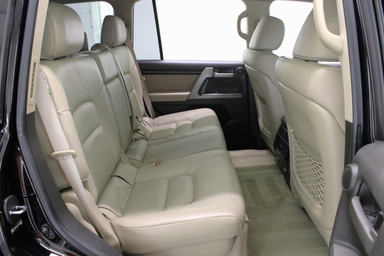 Toyota Land Cruiser 4dr 4WD (Natl) 2009