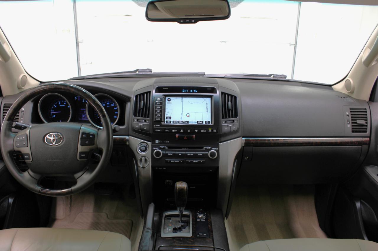 Toyota Land Cruiser 4dr 4WD (Natl) 2009