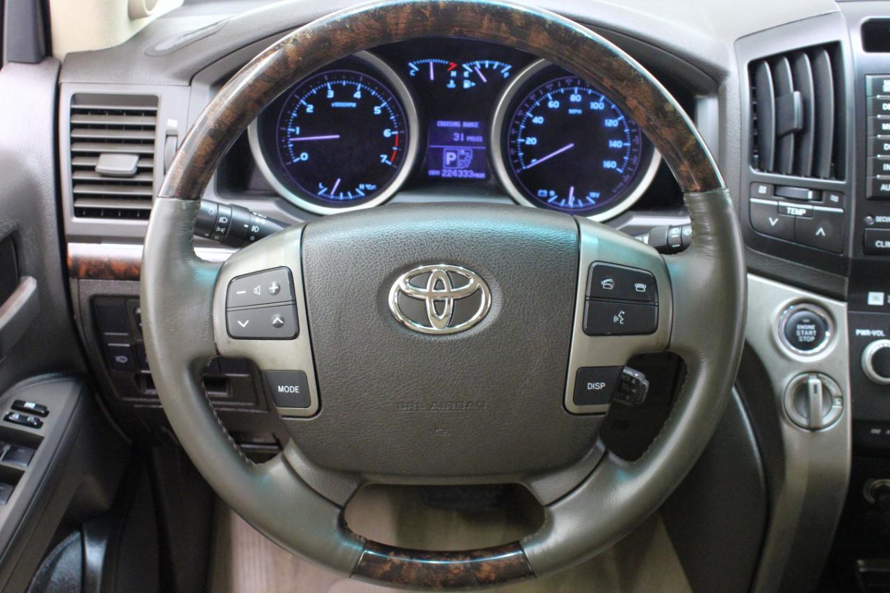 Toyota Land Cruiser 4dr 4WD (Natl) 2009