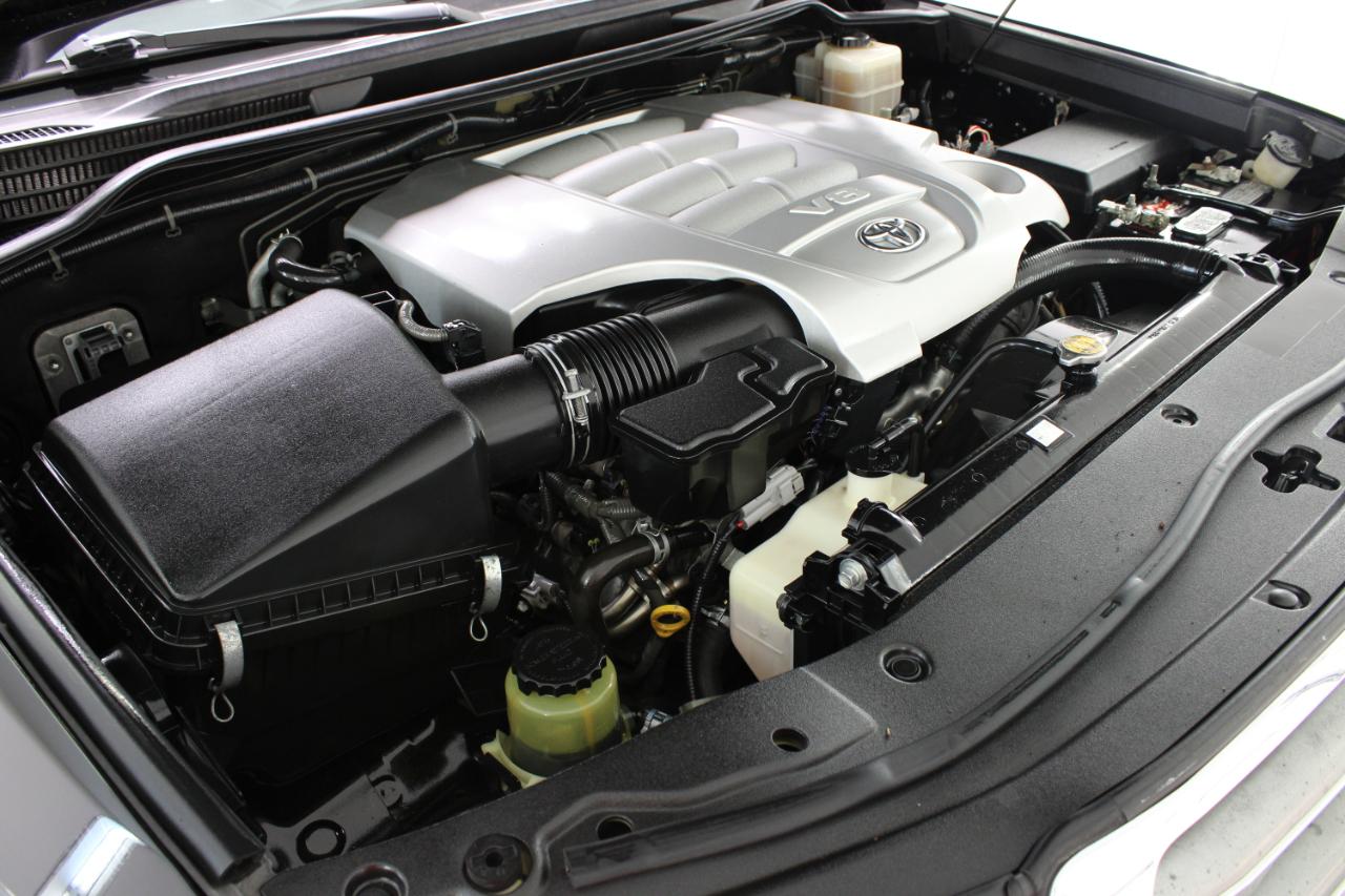 Toyota Land Cruiser 4dr 4WD (Natl) 2009