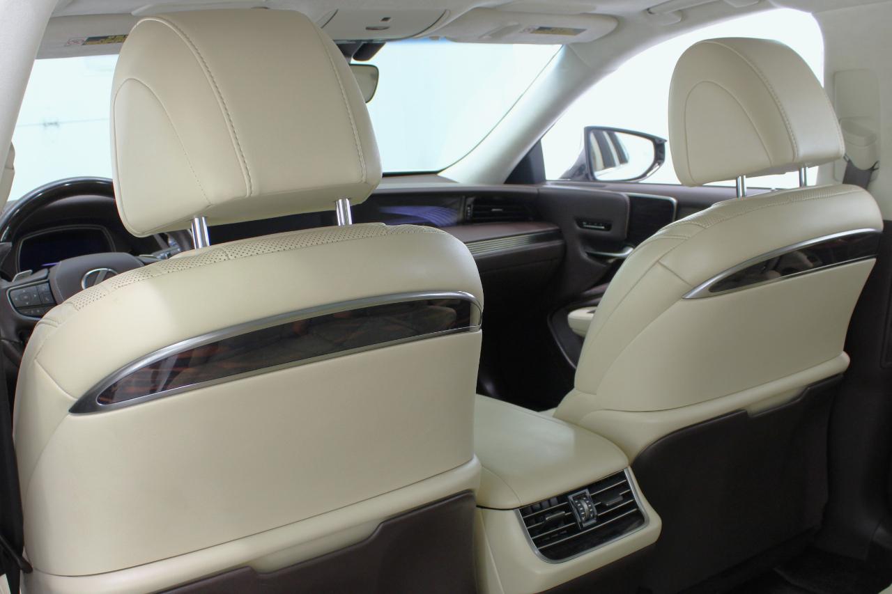 Lexus LS 500  2018