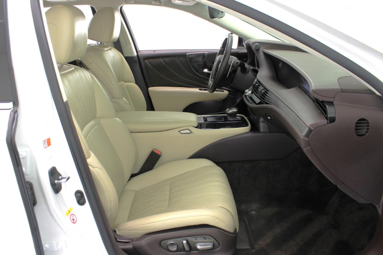 Lexus LS 500  2018
