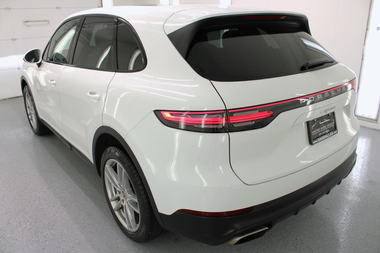 Porsche Cayenne AWD 2020