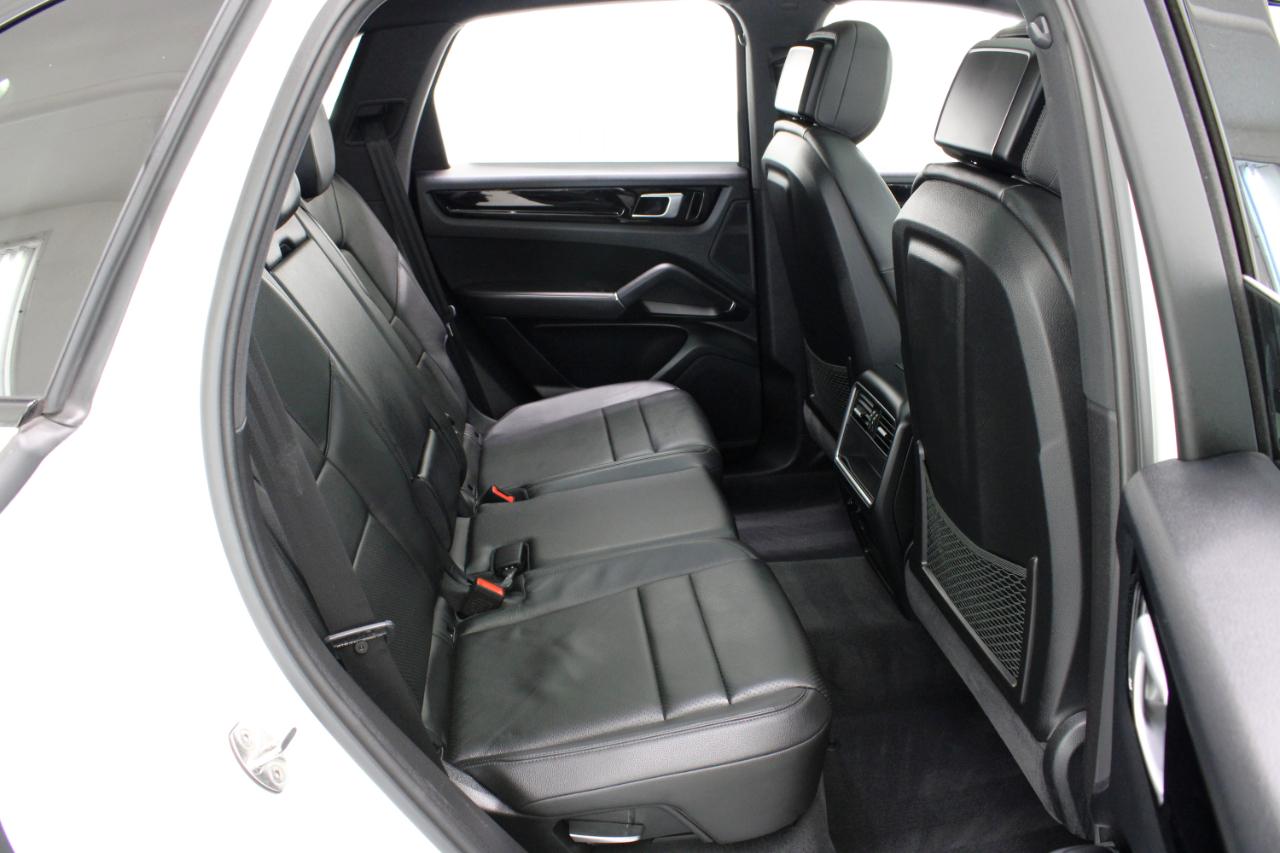 Porsche Cayenne AWD 2020