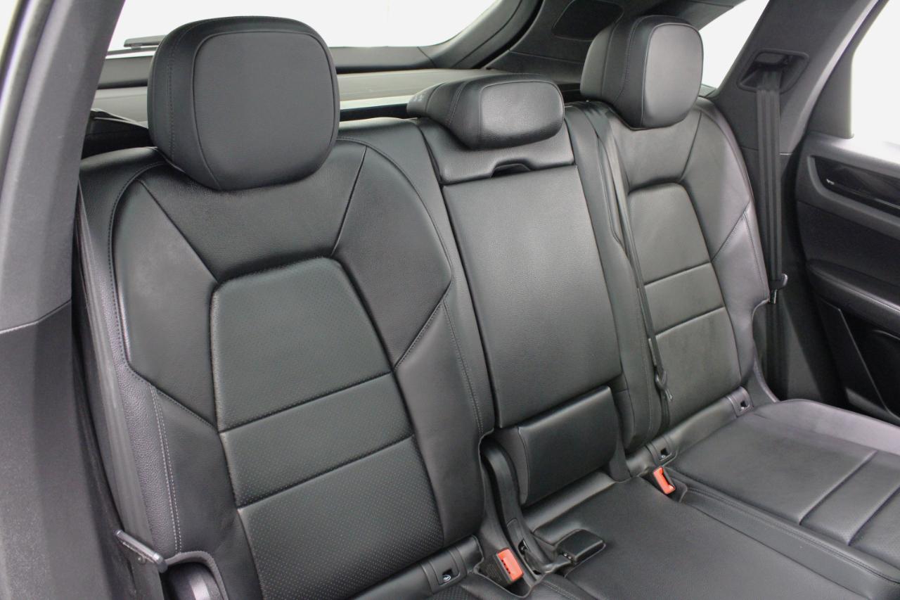 Porsche Cayenne AWD 2020