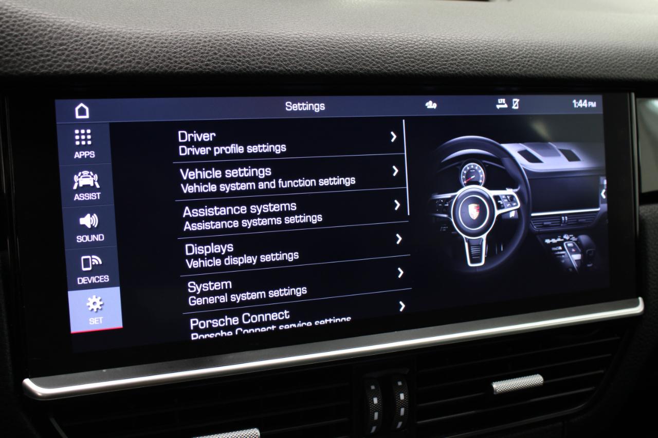 Porsche Cayenne AWD 2020