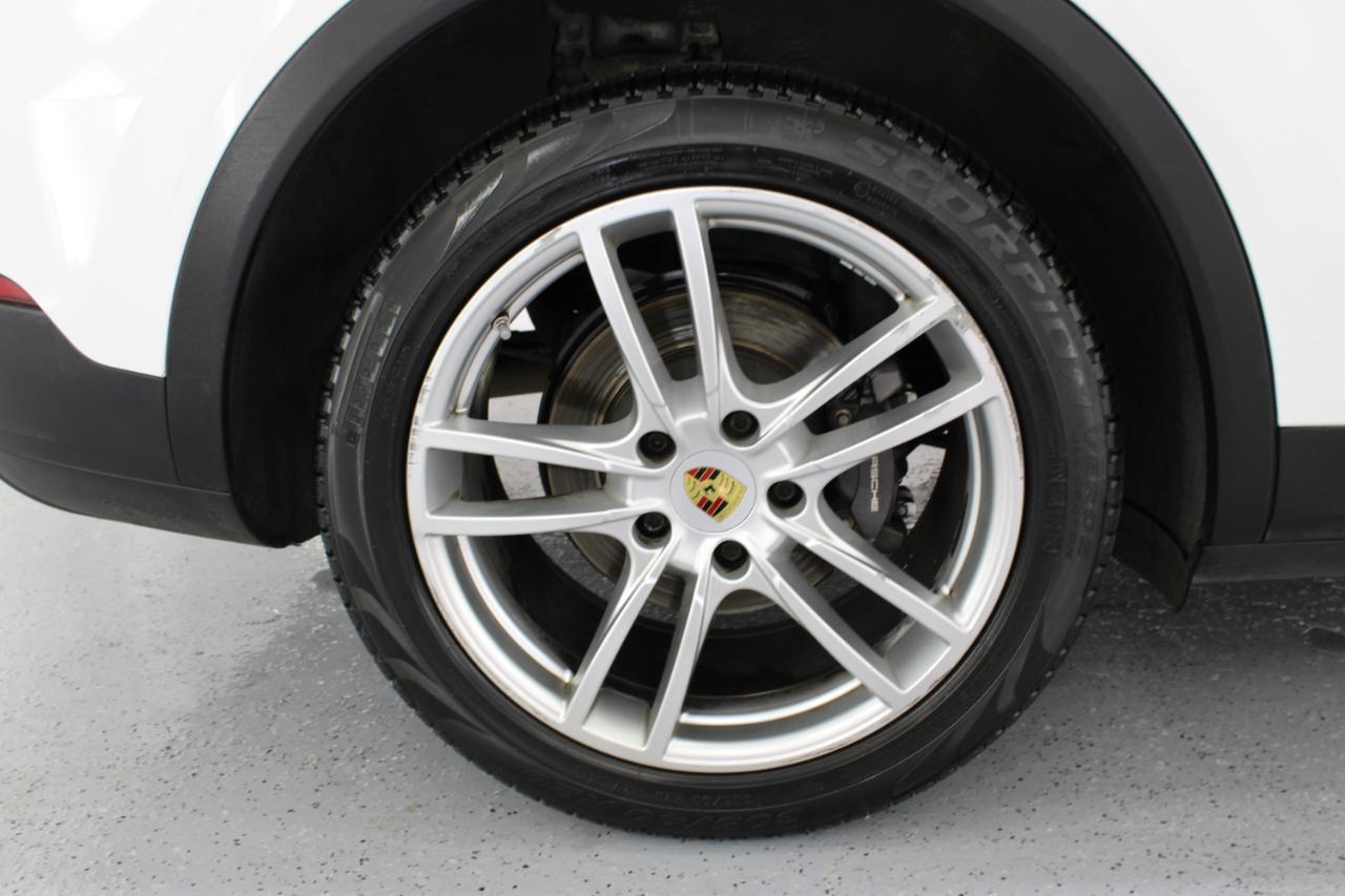 Porsche Cayenne AWD 2020