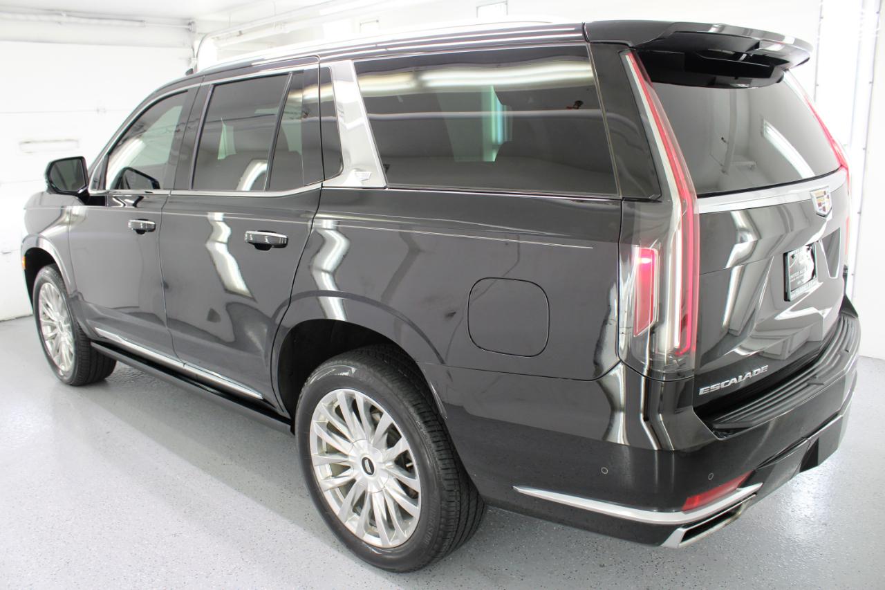 Cadillac Escalade 2WD 4dr Premium Luxury 2022