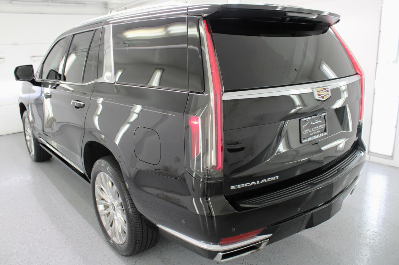 Cadillac Escalade 2WD 4dr Premium Luxury 2022