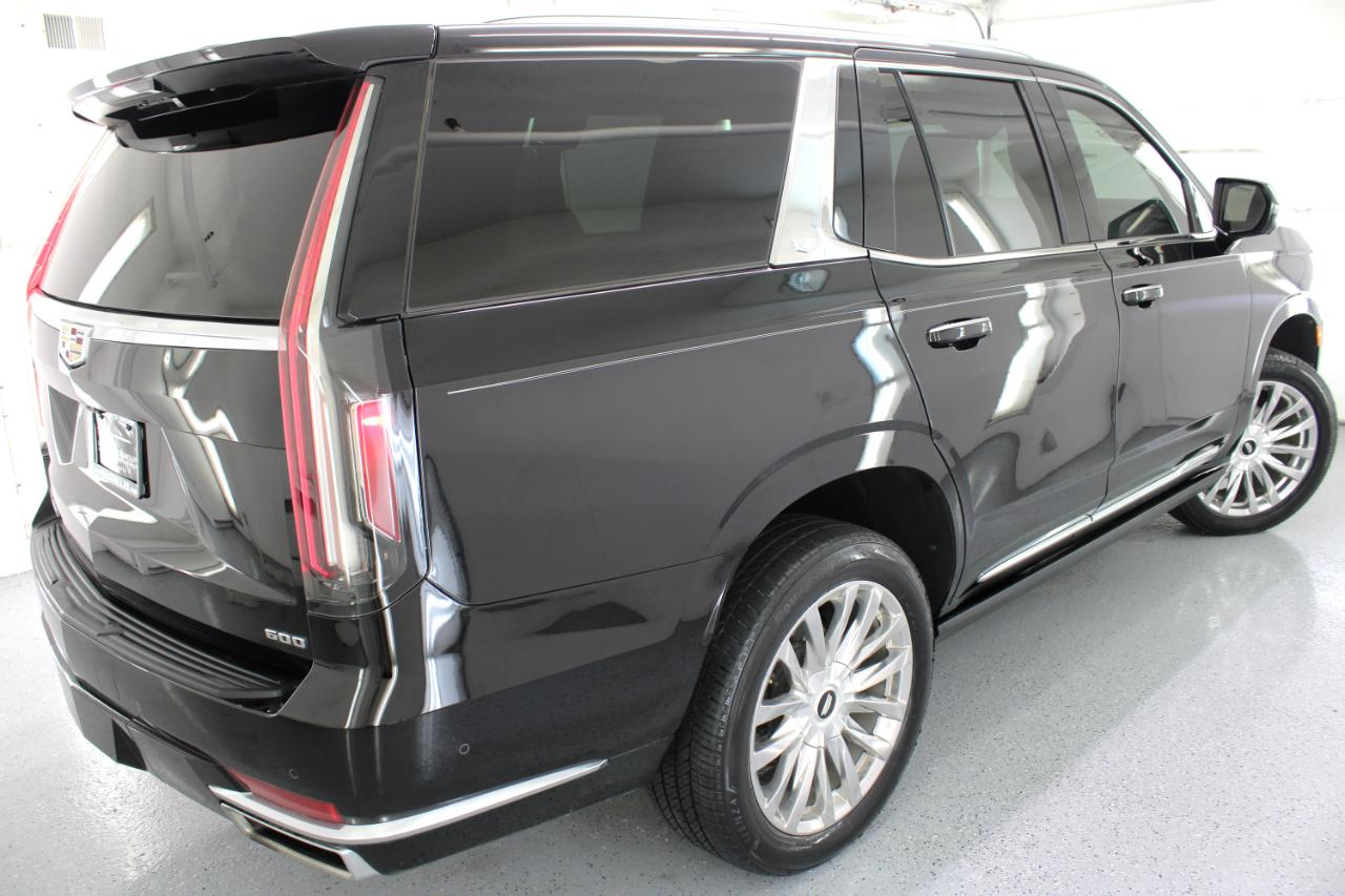 Cadillac Escalade 2WD 4dr Premium Luxury 2022