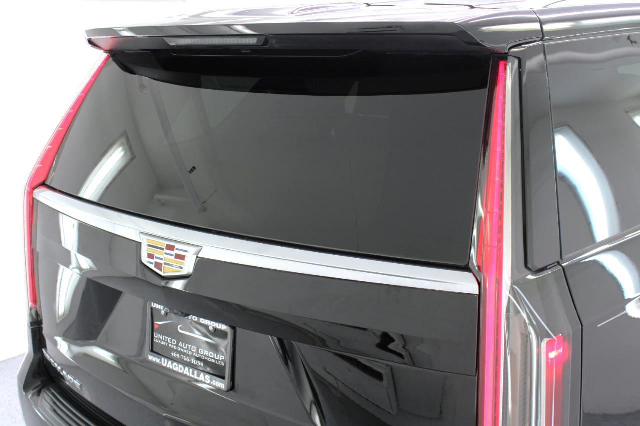 Cadillac Escalade 2WD 4dr Premium Luxury 2022