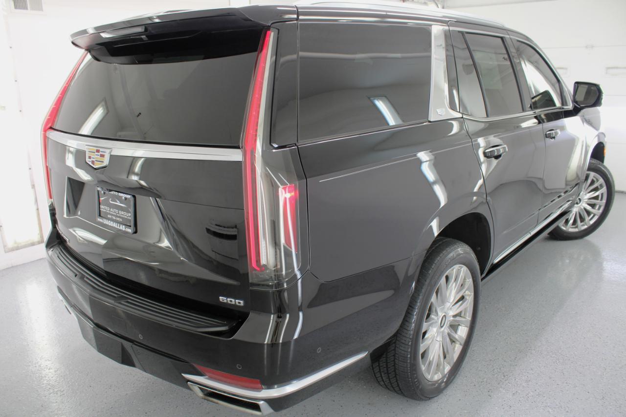 Cadillac Escalade 2WD 4dr Premium Luxury 2022