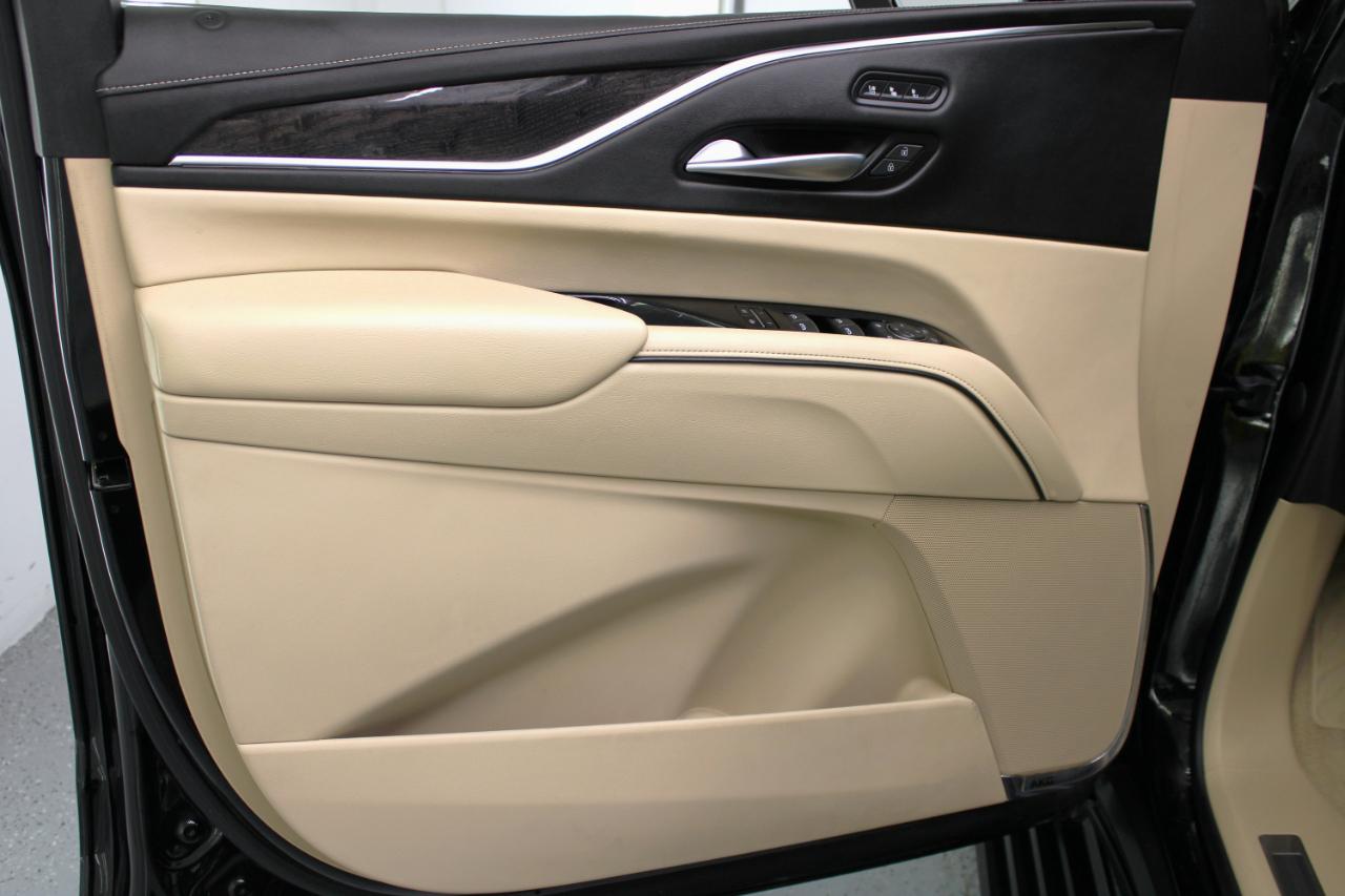 Cadillac Escalade 2WD 4dr Premium Luxury 2022