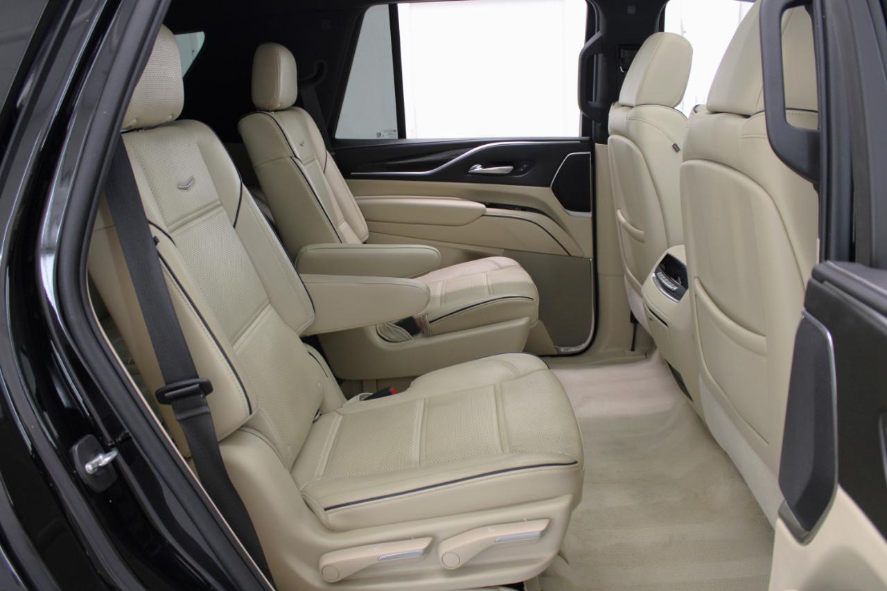 Cadillac Escalade 2WD 4dr Premium Luxury 2022