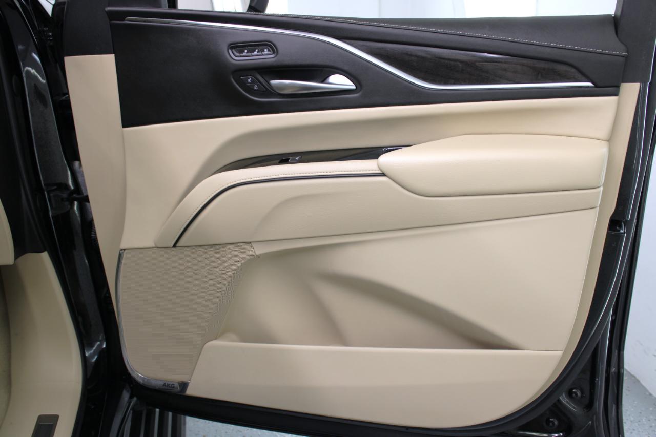 Cadillac Escalade 2WD 4dr Premium Luxury 2022