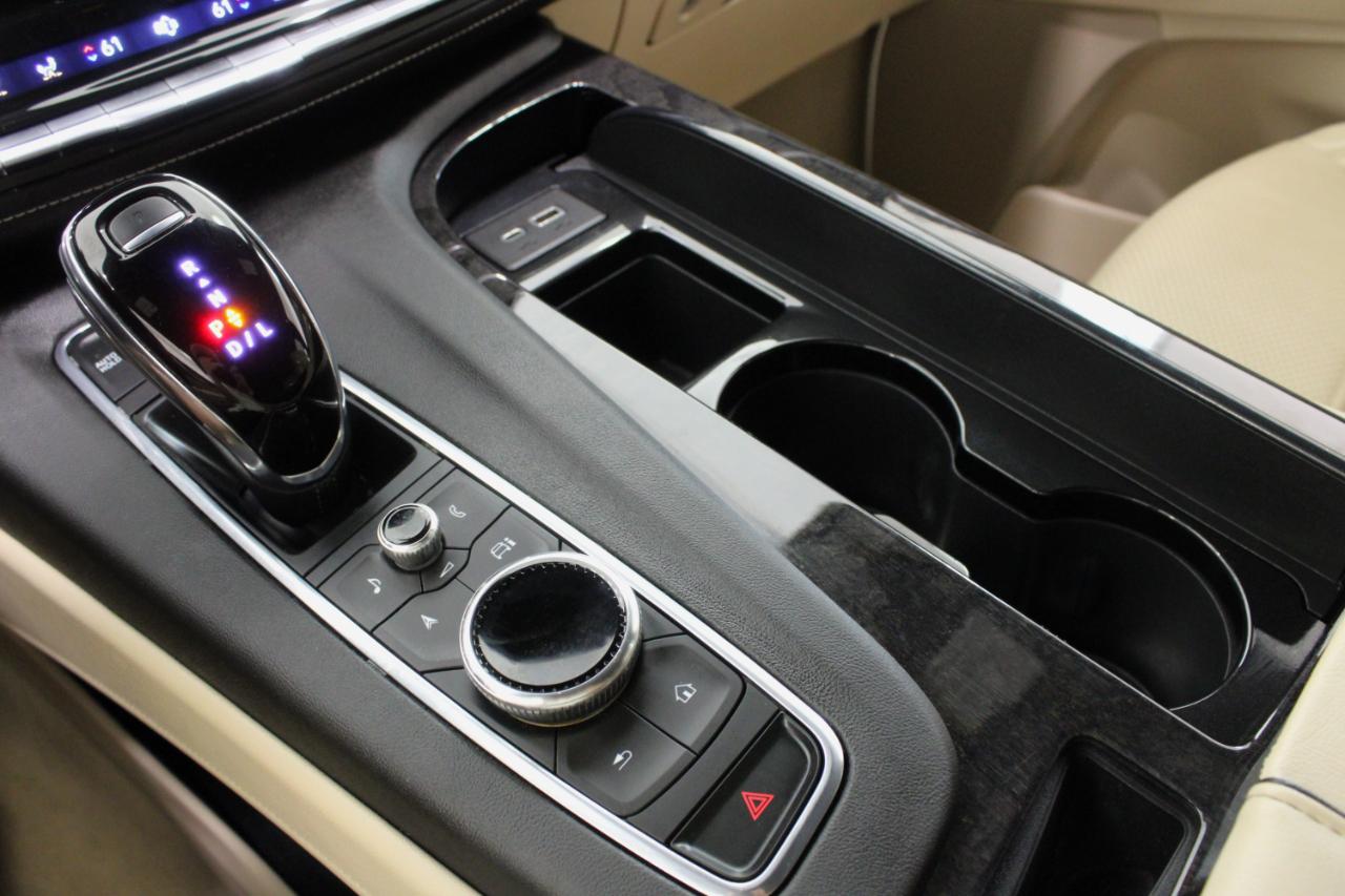 Cadillac Escalade 2WD 4dr Premium Luxury 2022