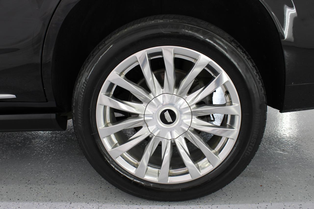 Cadillac Escalade 2WD 4dr Premium Luxury 2022