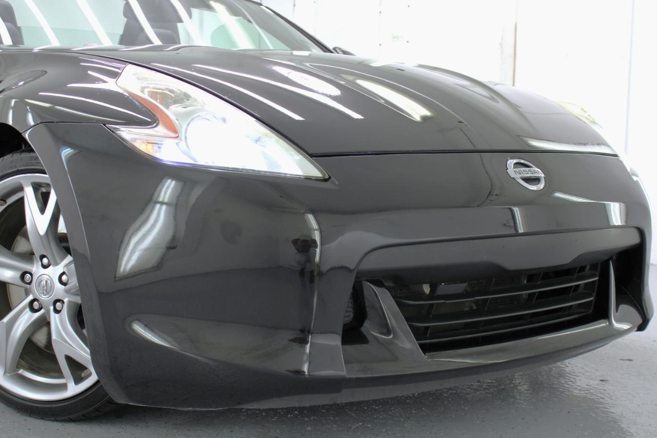 Nissan 370Z 2dr Roadster Auto Touring 2010
