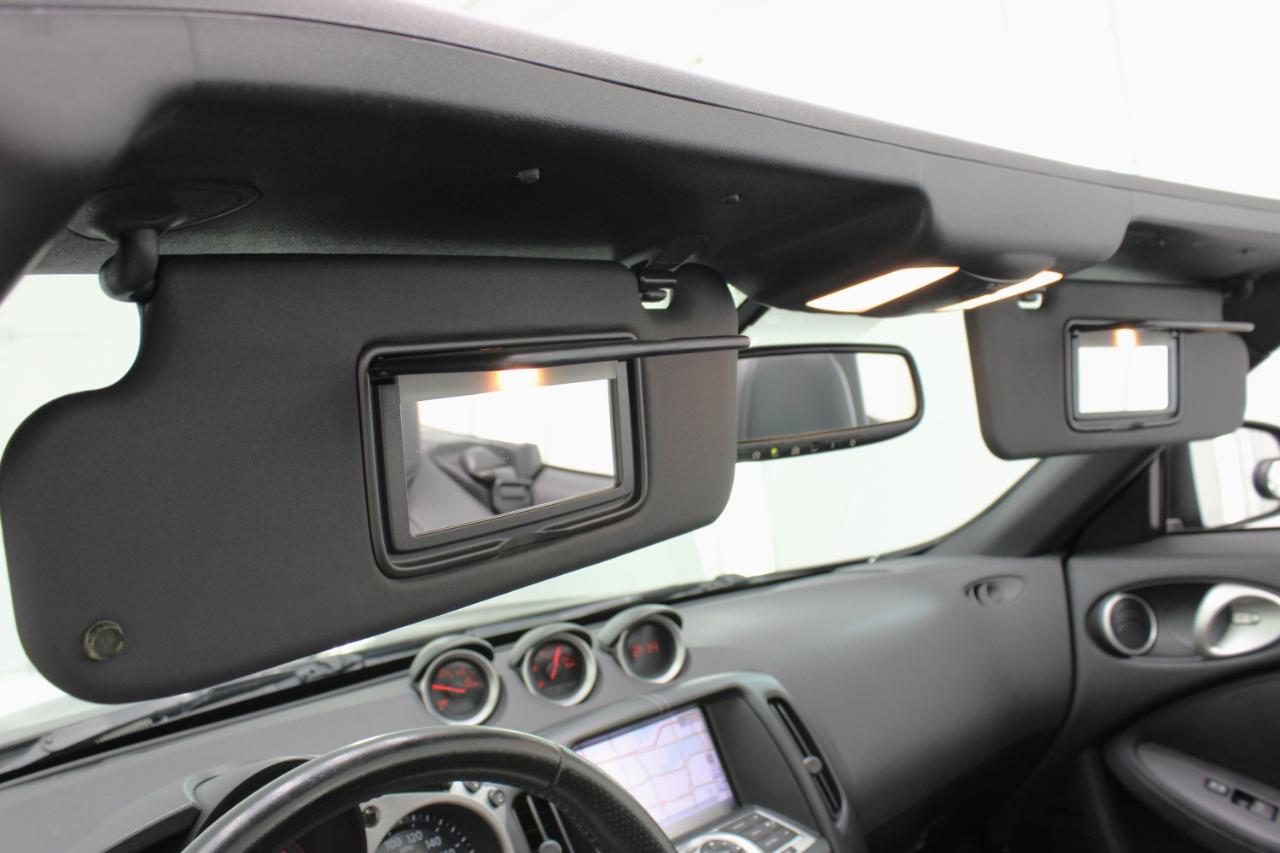 Nissan 370Z 2dr Roadster Auto Touring 2010