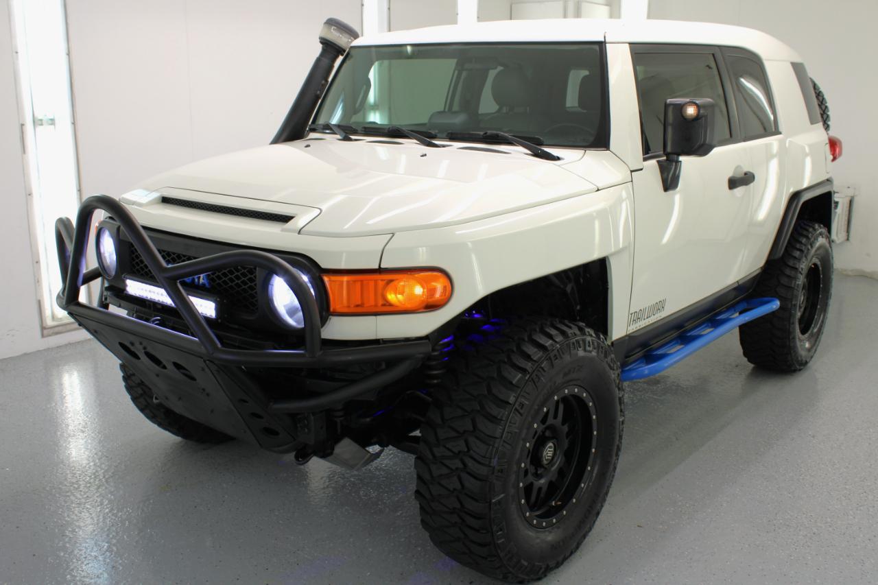 Toyota FJ Cruiser 4WD 4dr Auto (Natl) 2014