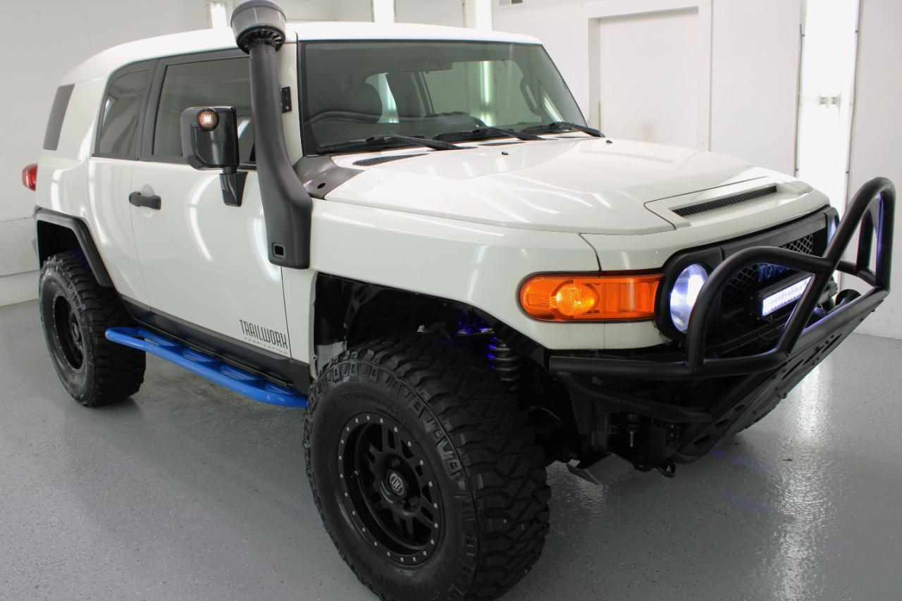 Toyota FJ Cruiser 4WD 4dr Auto (Natl) 2014
