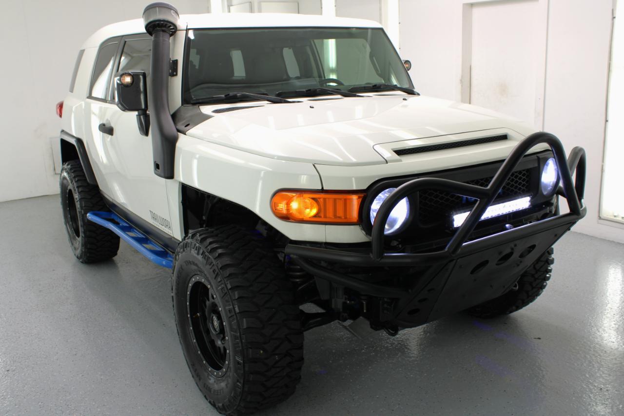 Toyota FJ Cruiser 4WD 4dr Auto (Natl) 2014