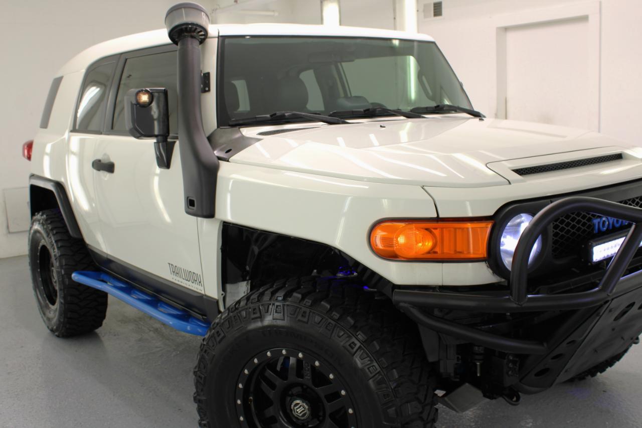 Toyota FJ Cruiser 4WD 4dr Auto (Natl) 2014