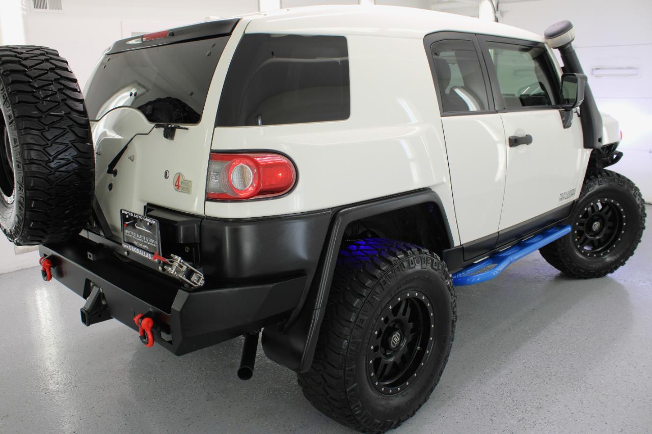 Toyota FJ Cruiser 4WD 4dr Auto (Natl) 2014
