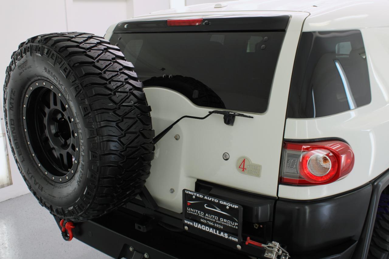 Toyota FJ Cruiser 4WD 4dr Auto (Natl) 2014
