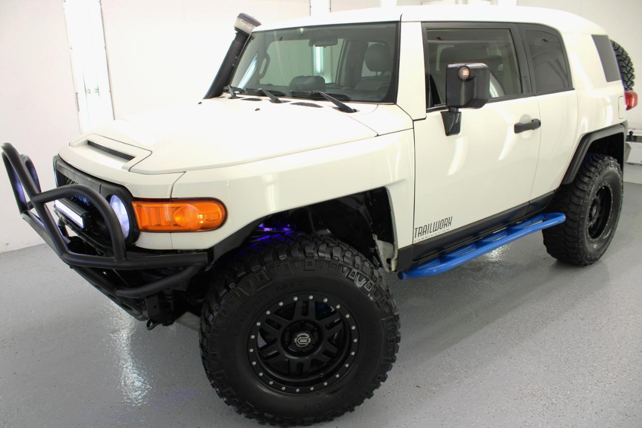 Toyota FJ Cruiser 4WD 4dr Auto (Natl) 2014
