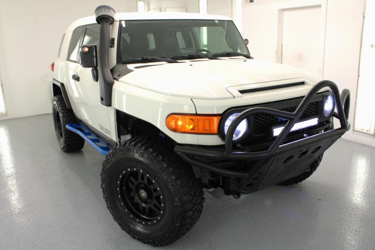 Toyota FJ Cruiser 4WD 4dr Auto (Natl) 2014
