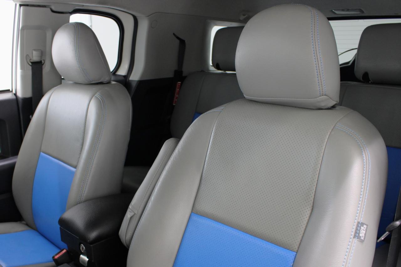 Toyota FJ Cruiser 4WD 4dr Auto (Natl) 2014