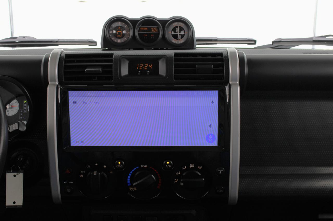 Toyota FJ Cruiser 4WD 4dr Auto (Natl) 2014