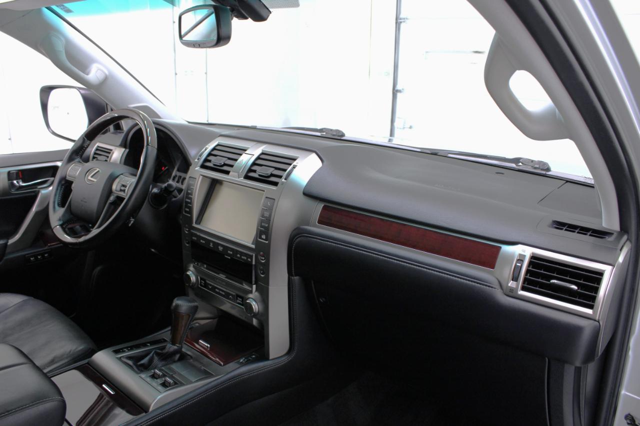 Lexus GX 460 Premium 4D SUV 4WD 2018
