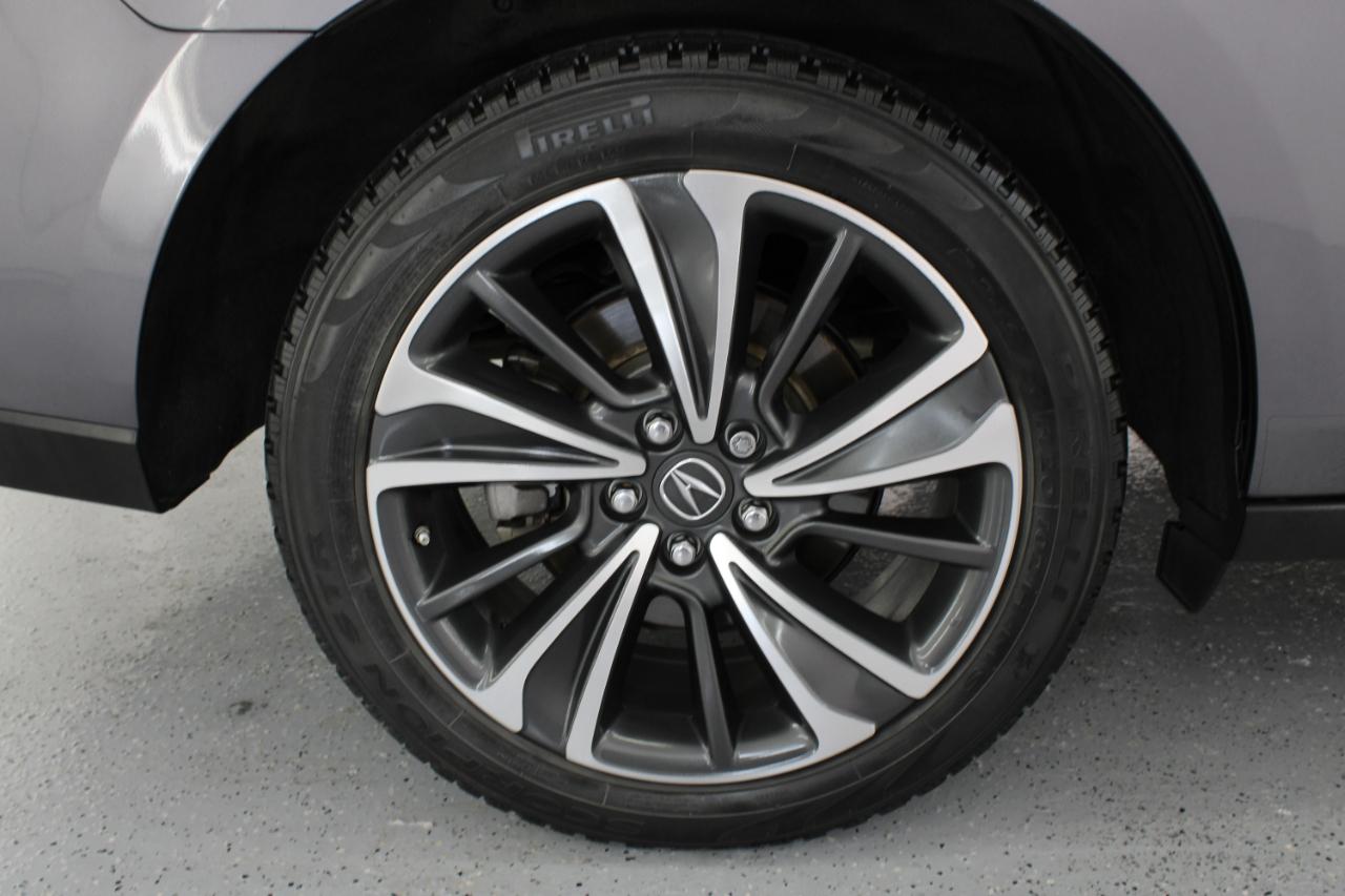 Acura MDX FWD 7-Passenger w/Technology Pkg 2020