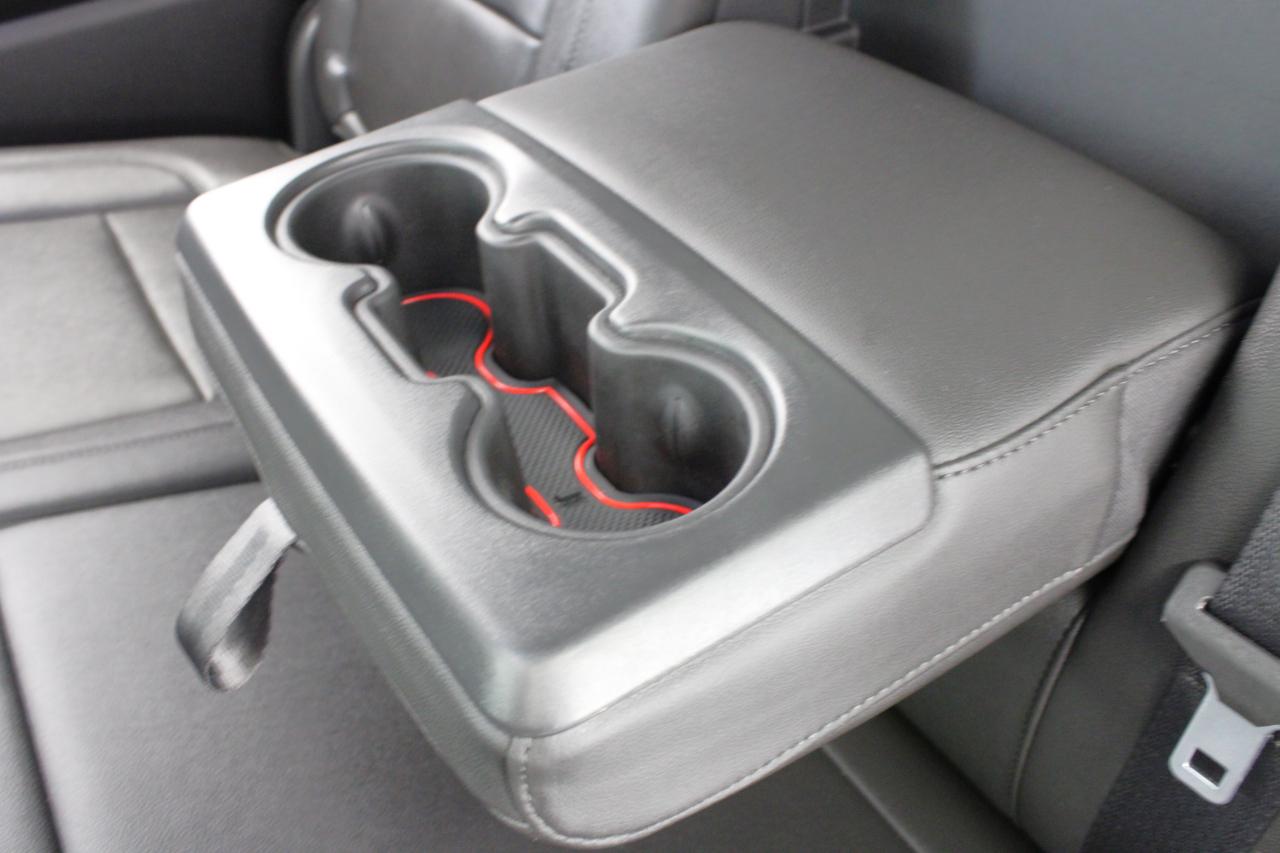 Chevrolet Silverado 1500 4WD Crew Cab 147" RST 2020