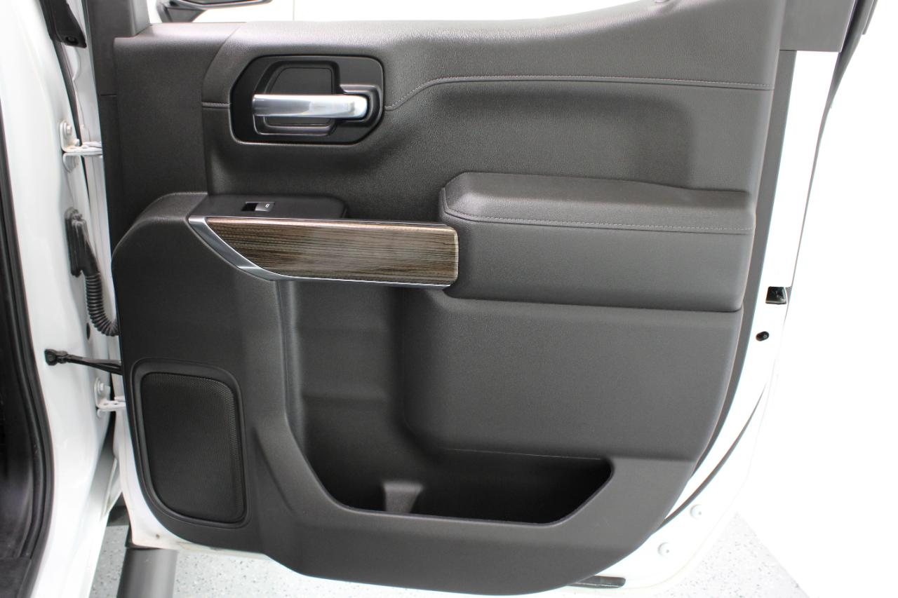 Chevrolet Silverado 1500 4WD Crew Cab 147" RST 2020