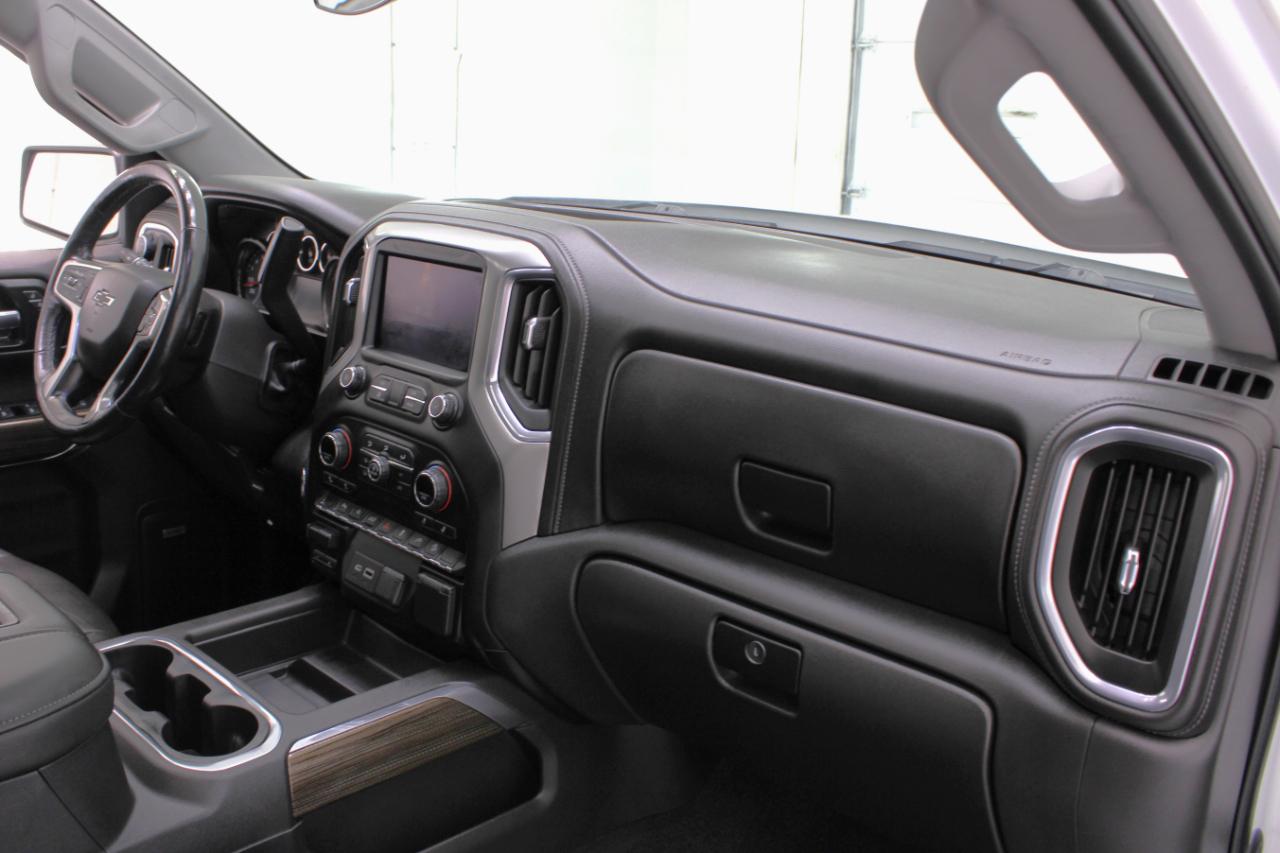 Chevrolet Silverado 1500 4WD Crew Cab 147" RST 2020