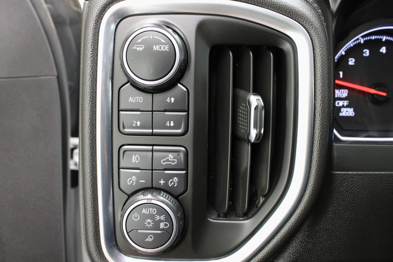 Chevrolet Silverado 1500 4WD Crew Cab 147" RST 2020