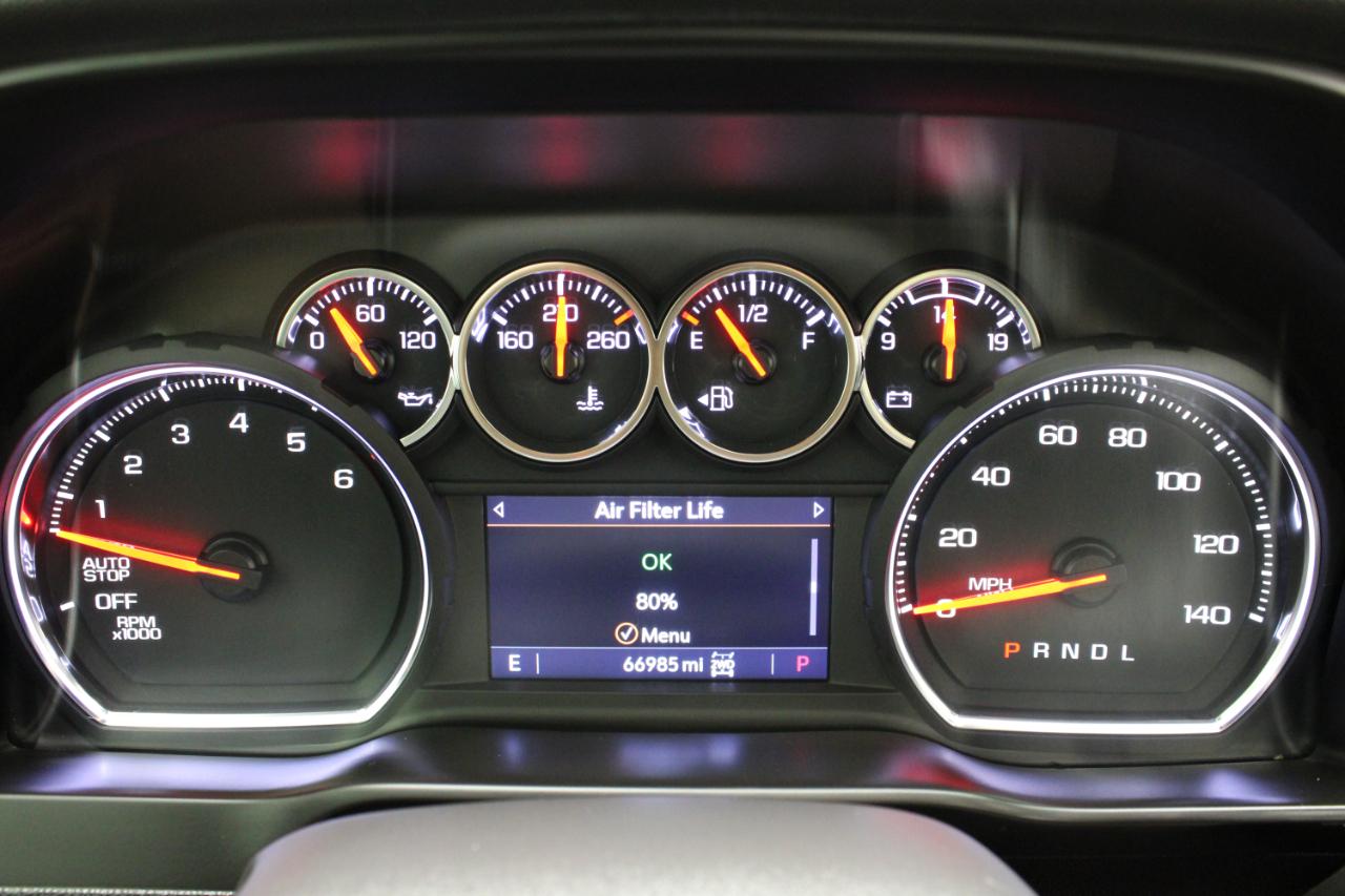 Chevrolet Silverado 1500 4WD Crew Cab 147" RST 2020