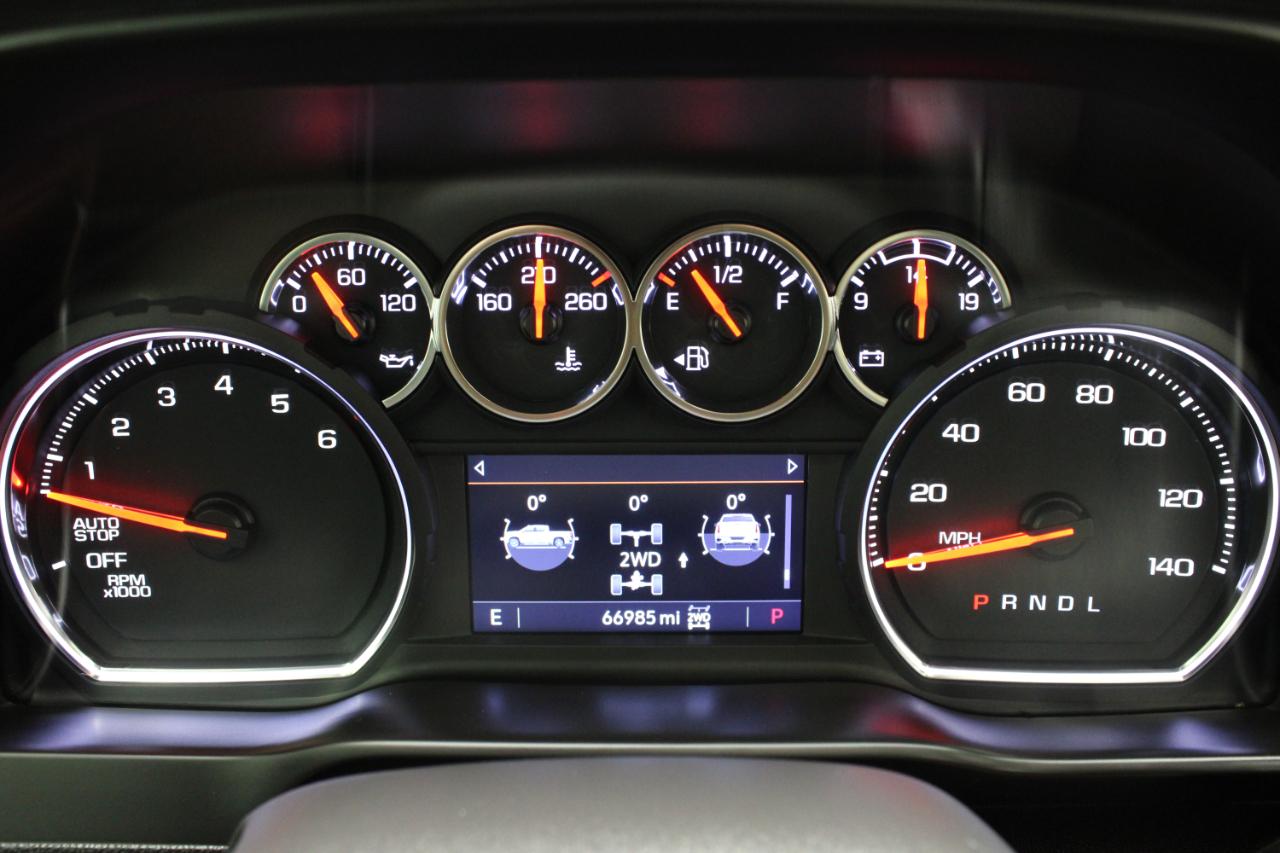 Chevrolet Silverado 1500 4WD Crew Cab 147" RST 2020