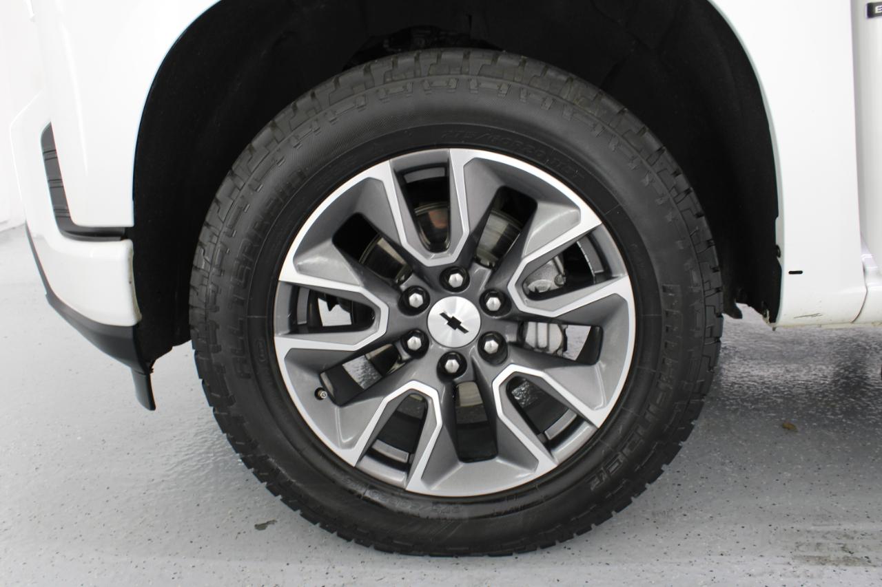 Chevrolet Silverado 1500 4WD Crew Cab 147" RST 2020