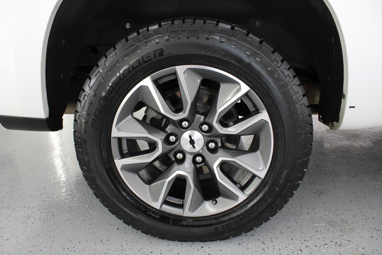 Chevrolet Silverado 1500 4WD Crew Cab 147" RST 2020
