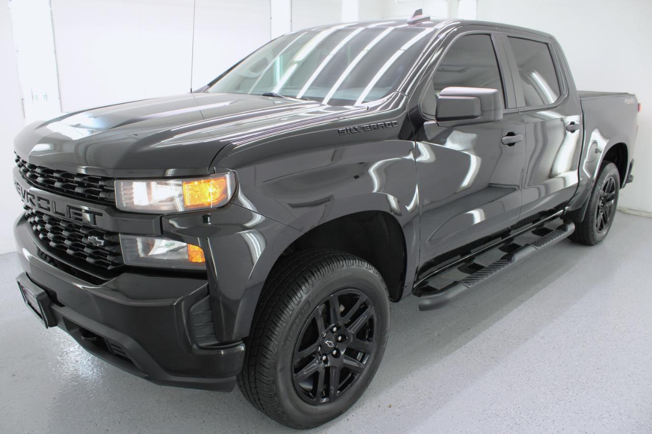 Chevrolet Silverado 1500 4WD Crew Cab 147" Custom 2020