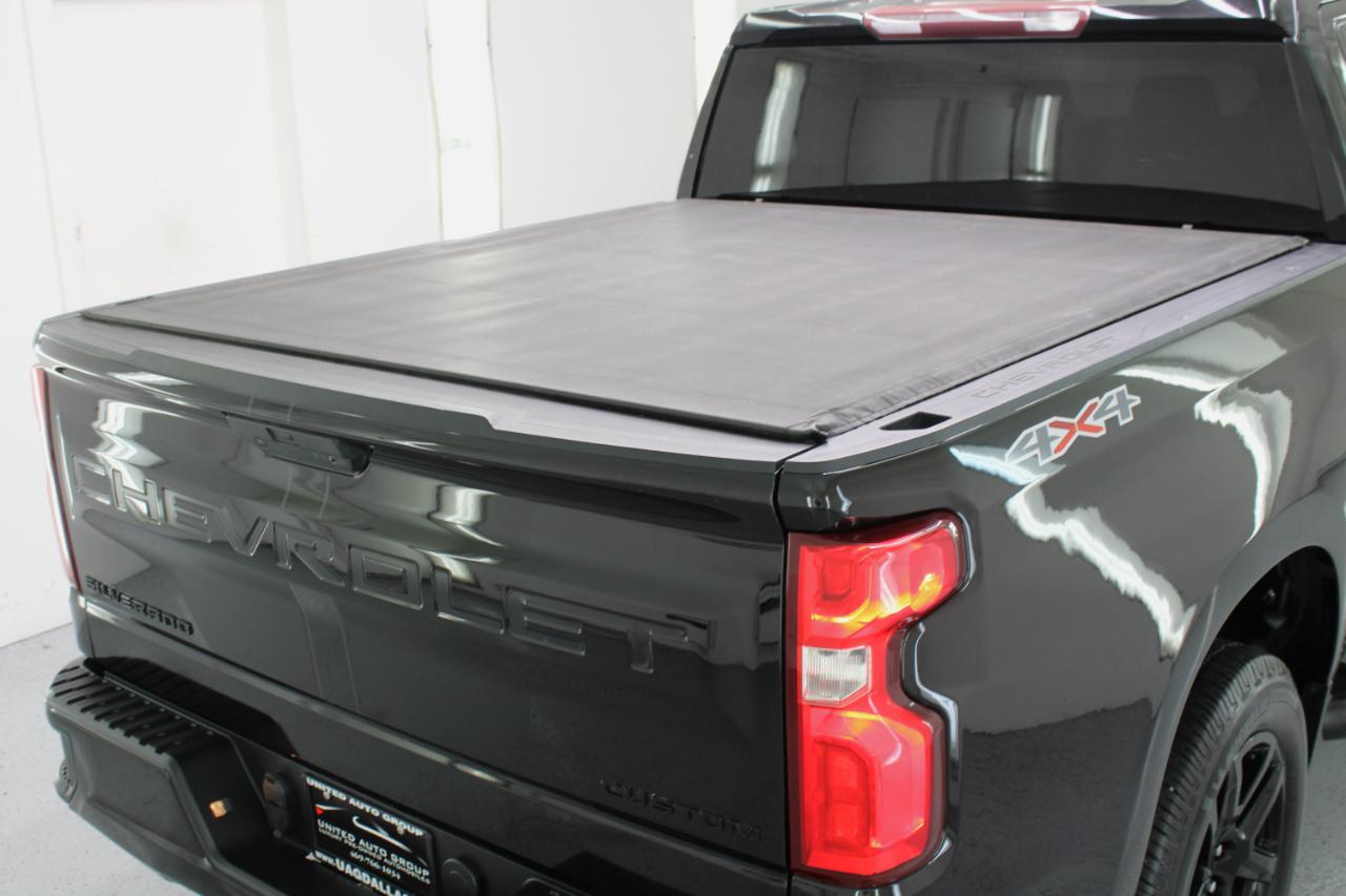 Chevrolet Silverado 1500 4WD Crew Cab 147" Custom 2020